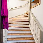 Apartment Dom *