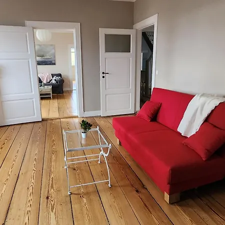 Apartment Dom *